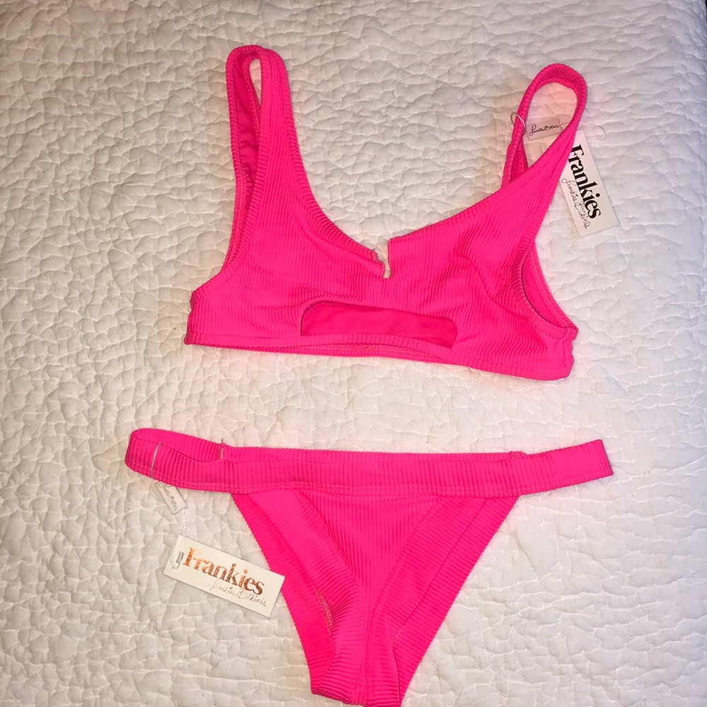 Frankie’s Bikinis Cole Top &Bottom Heartthrob Pink